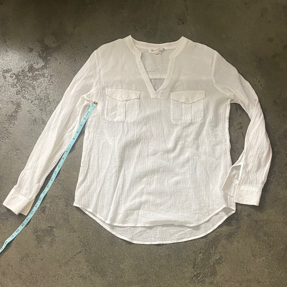 White Vince Camuto Button-Cuff Long Sleeve Tunic